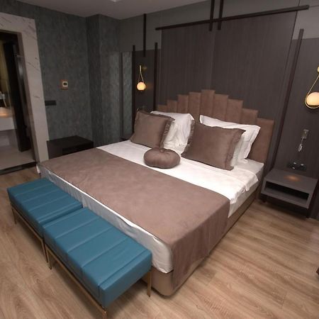 The Green Park 加济安泰普 外观 照片 A bedroom at the hotel