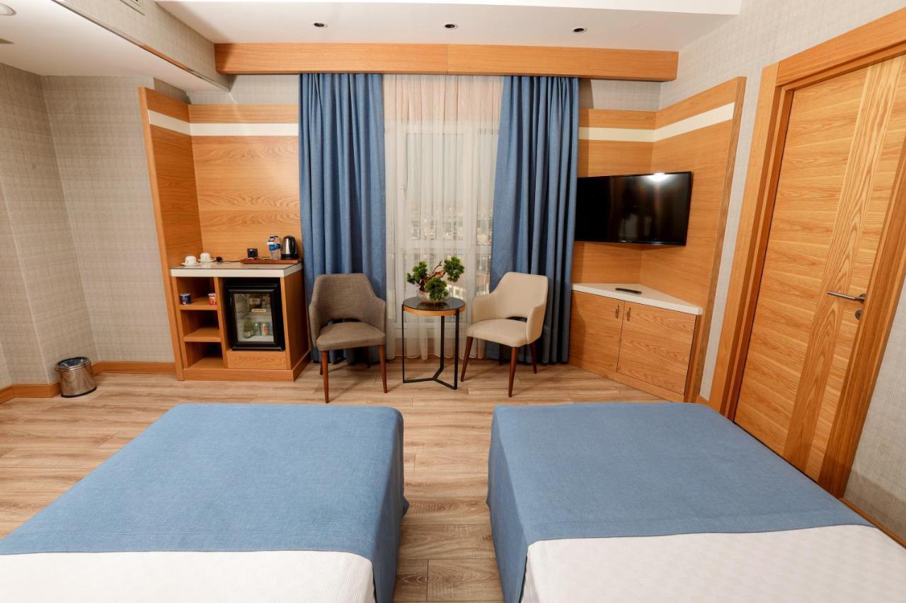 The Green Park 加济安泰普 外观 照片 A room at the hotel