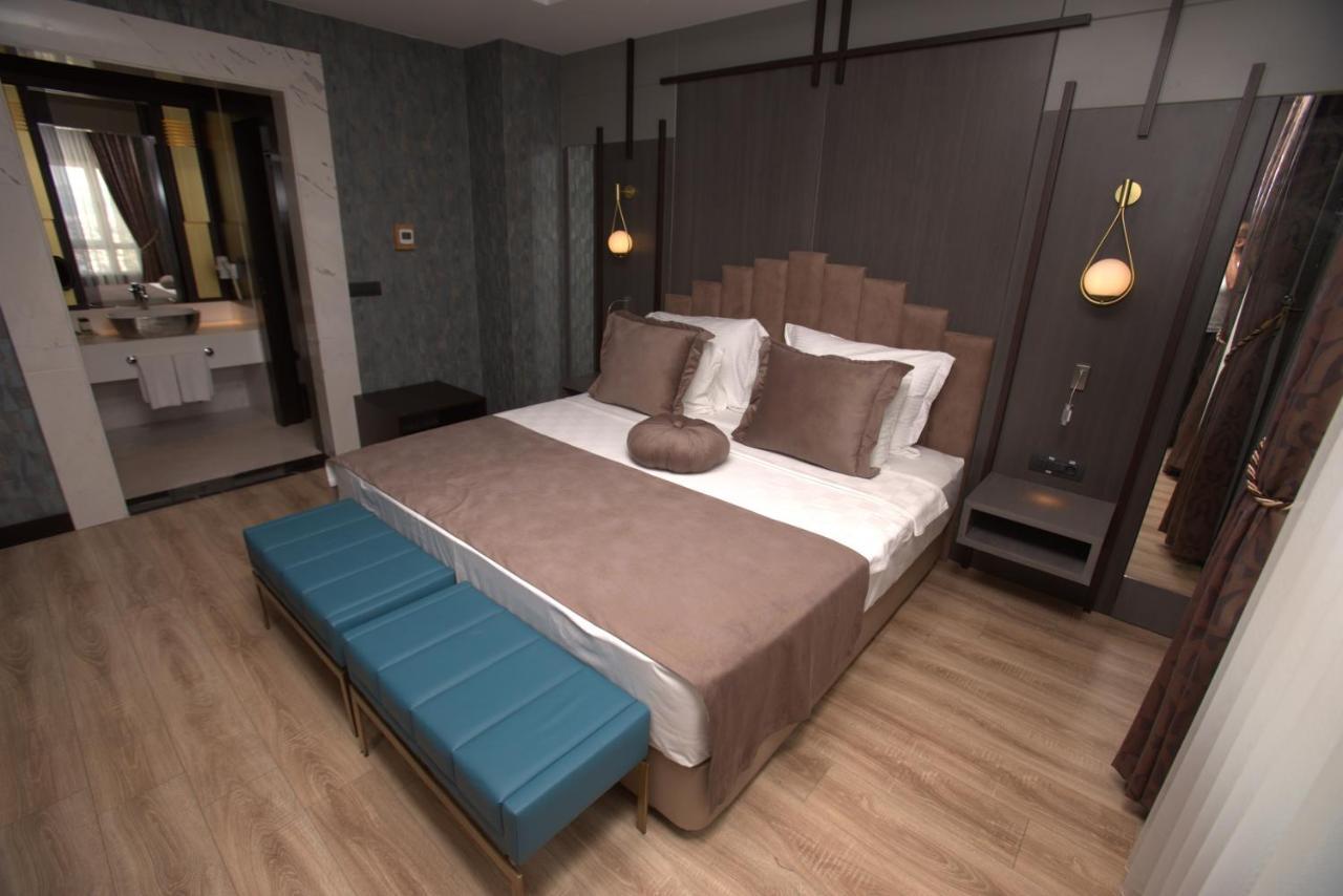 The Green Park 加济安泰普 外观 照片 A bedroom at the hotel